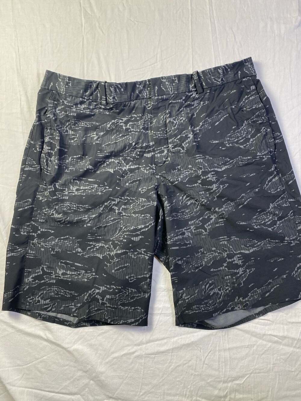 Nike Dri-Fit Flex Camo Golf Shorts Size 40 Black Gray (1390)